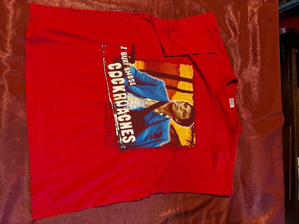 Delta Pro WeightShirt Mens XL Scarface I Bury Those Cockroaches Red Graphic